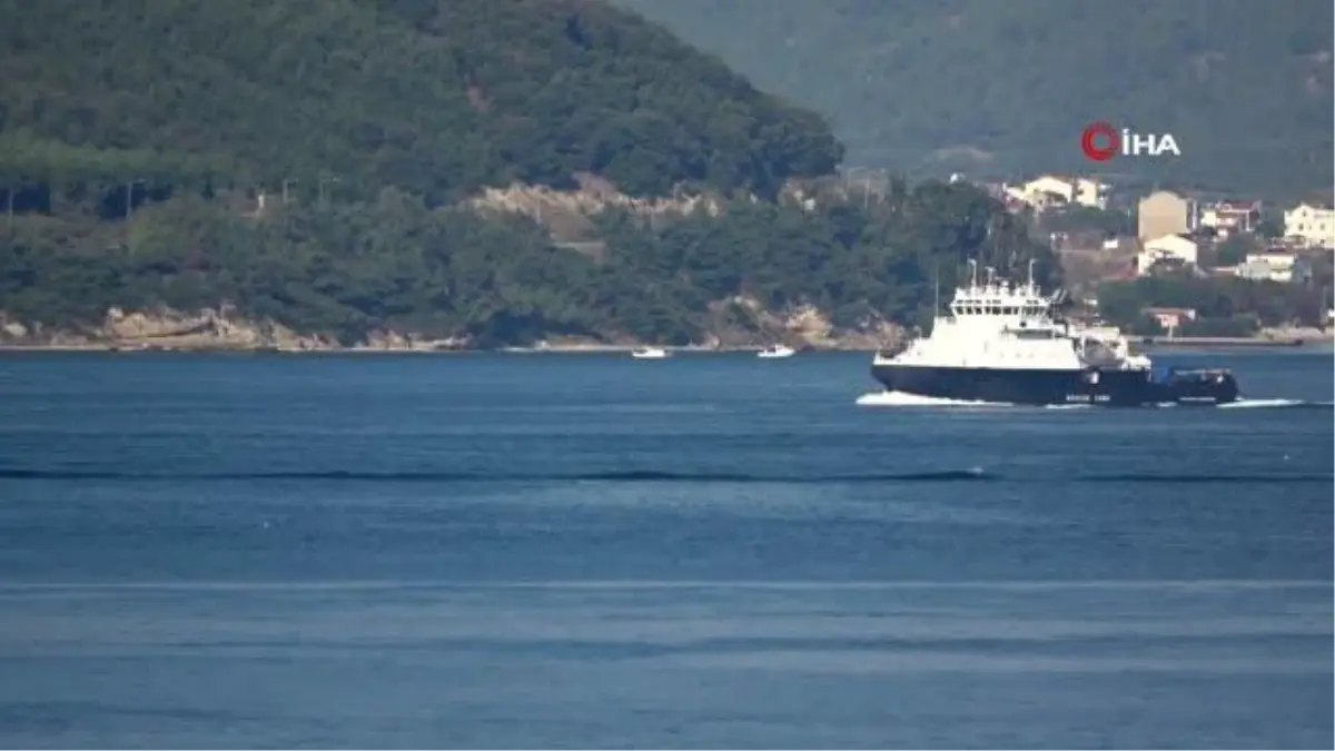 Rus askeri römorkörü Çanakkale Boğazı'ndan geçti
