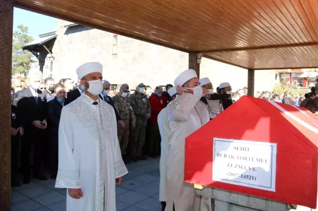 Son Dakika | Şehit jandarma uzman çavuşu binler uğurladı