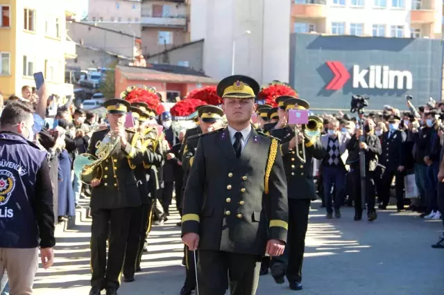 Son Dakika | Şehit jandarma uzman çavuşu binler uğurladı