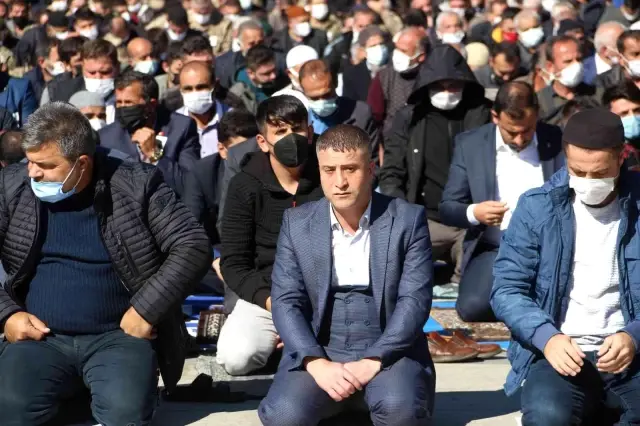 Son Dakika | Şehit jandarma uzman çavuşu binler uğurladı