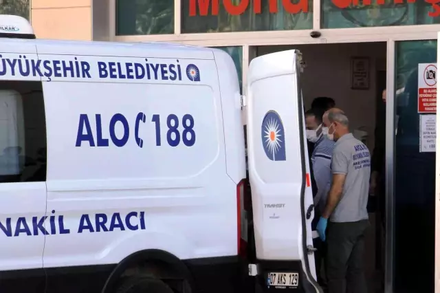 Son Dakika | Sosyal medya paylaşım cinayetinde hayatını kaybeden adamın cenazesi yakınları tarafından alındı