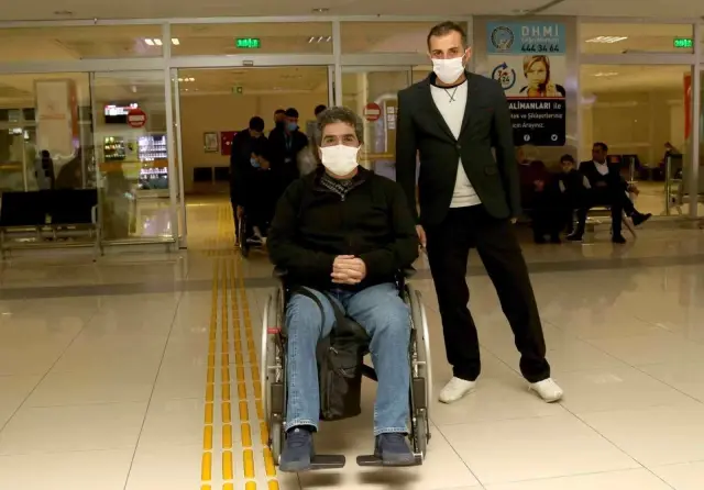 Van Büyükşehir Belediyesinden işitme engelli STK'ların programına destek