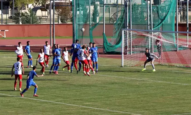 24Erzincanspor kendi evinde Ankara Demirspor ile 1-1 berabere kaldı