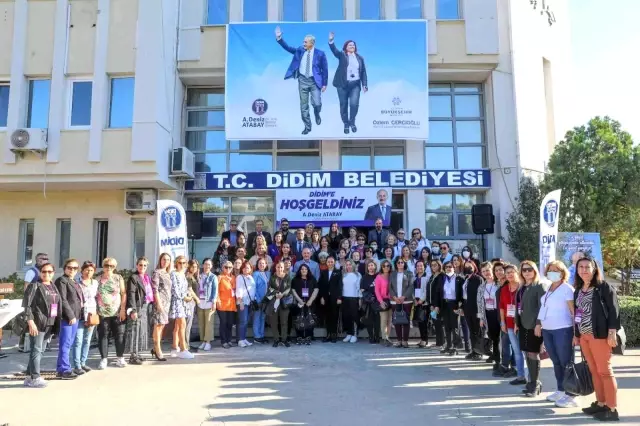 81 ilin CHP'li kadın kolları başkanları Didim'de ağırlandı