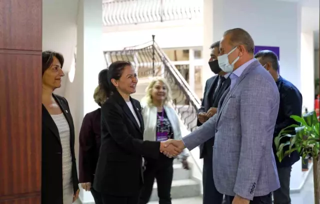 81 ilin CHP'li kadın kolları başkanları Didim'de ağırlandı