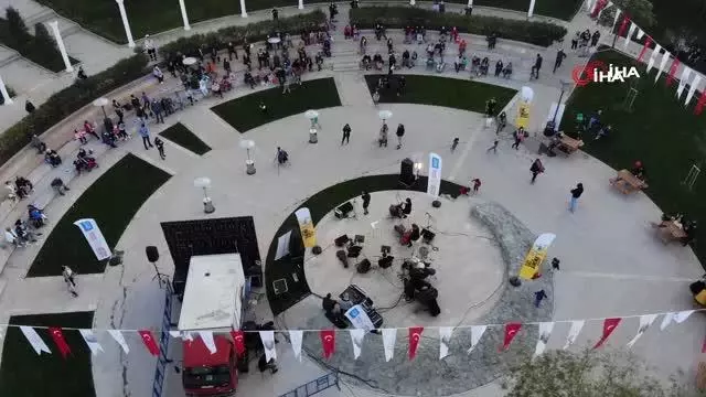 Ataşehir'de caz ve sinema günleri başladı