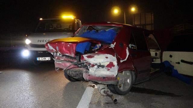 Kaza yapan otomobile arkadan gelen araç çarptı! Yola savrulan genç kız feci şekilde can verdi Kaza yapan otomobile arkadan gelen araç çarptı! Yola savrulan genç kız feci şekilde can verdi