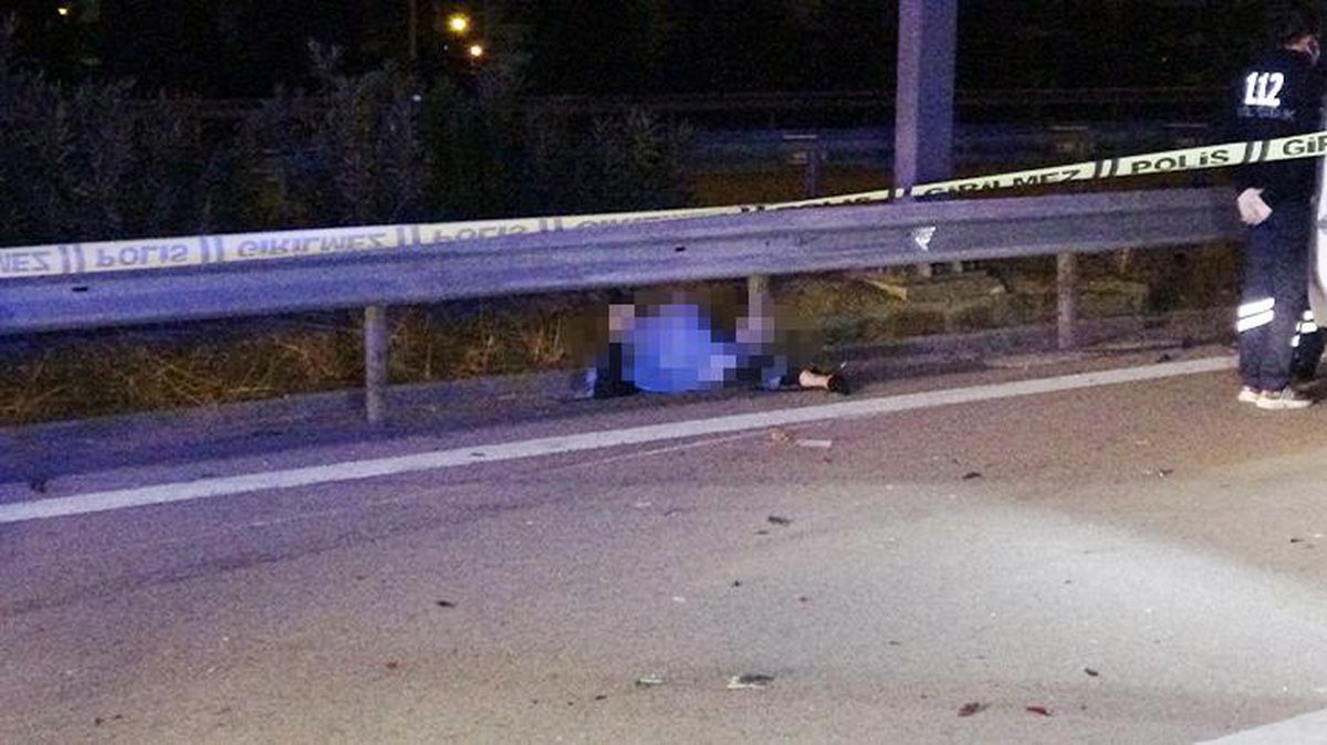 Kaza yapan otomobile, arkadan gelen araç çarptı! Yola savrulan genç kız feci şekilde can verdi