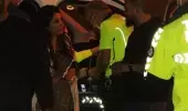 Zincirleme trafik kazasında gerginlik! Arabaları bırakıp birbirlerine beddua ettiler: Geber terbiyesiz