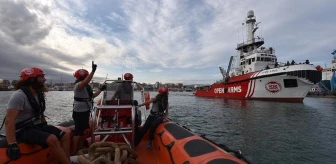 İtalya'da eski İçişleri Bakanı Salvini, göçmenleri denizde mahsur bırakmaktan yargılanıyor