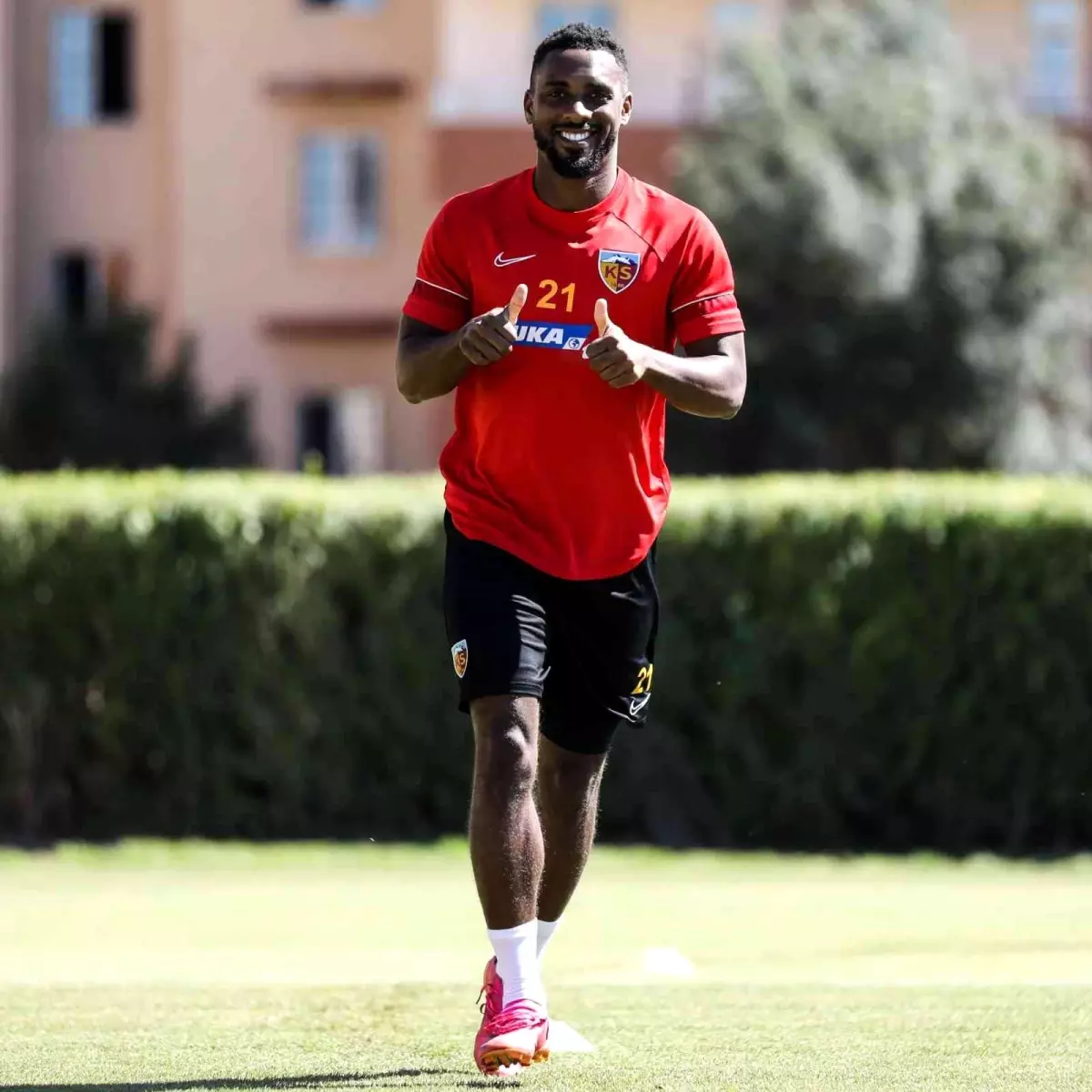 Kayserispor'da Carole ve Kemen oynamıyor