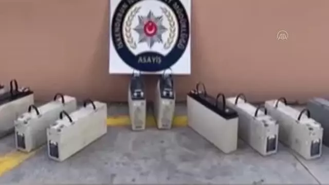 Akü hırsızlığı iddiasıyla 2 şüpheli yakalandı