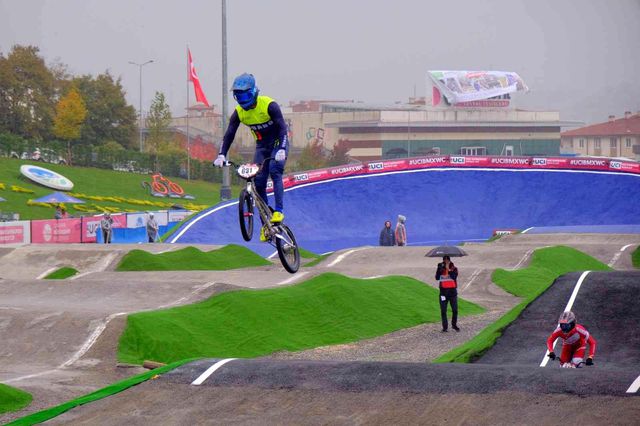 bmx supercross dunya kupasi nin 6 nci tur 11 14483390 o
