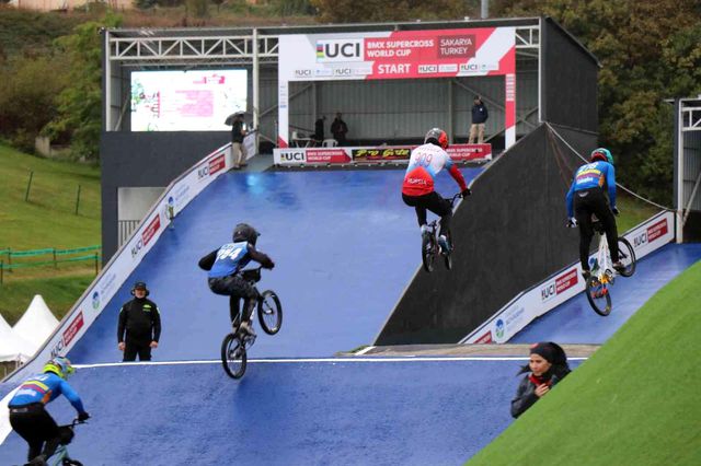 bmx supercross dunya kupasi nin 6 nci tur 15 14483390 o
