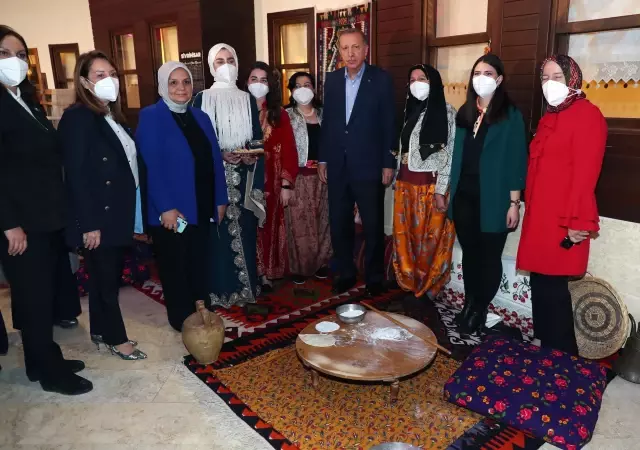 Cumhurbaşkanı Erdoğan, Kadınlarla Büyük Türkiye Yolunda programında konuştu: (1)