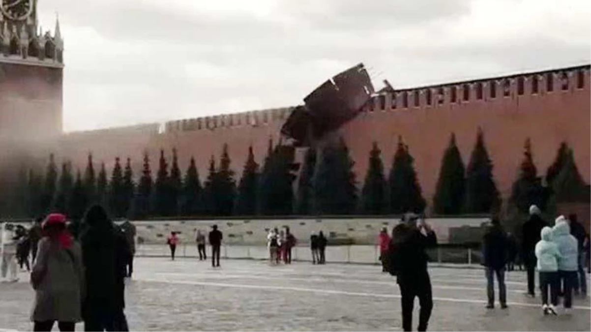 Fırtına Kremlin'de kurulan iskeleyi çökertti, Kızıl Meydan ziyarete kapatıldı