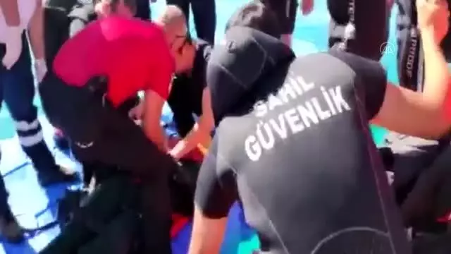 Fethiye'de denize düşen Ukraynalı kadın yamaç paraşütü pilotu kurtarıldı