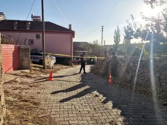 Akrabalar arasındaki silahlı kavgada 3 kardeş öldü, anne ağır yaralı