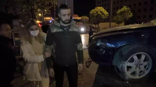 Kontrolden çıkan otomobil büfeye daldı, facia ucuz atlatıldı