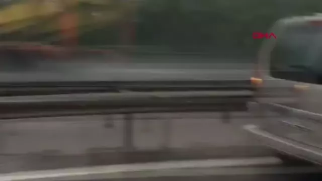 Sakarya'da 27 araçlı zincirleme kazalar: 3'ü ağır 17 yaralı