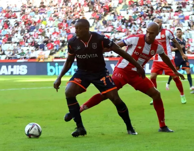 Süper Lig: FT Antalyaspor: 1 - Başakşehir: 2 (Maç sonucu)
