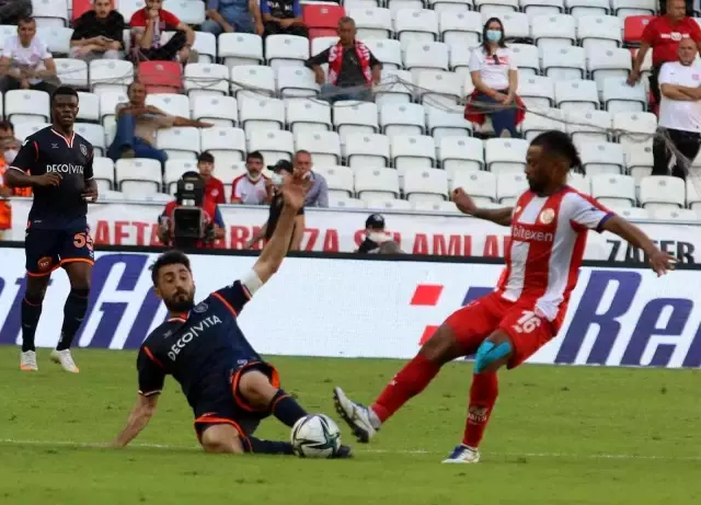 Süper Lig: FT Antalyaspor: 1 - Başakşehir: 2 (Maç sonucu)