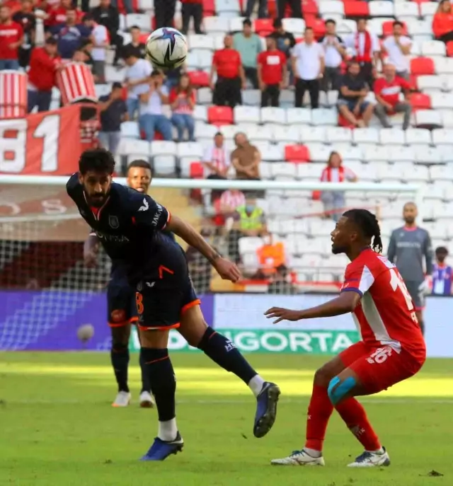 Süper Lig: FT Antalyaspor: 1 - Başakşehir: 2 (Maç sonucu)