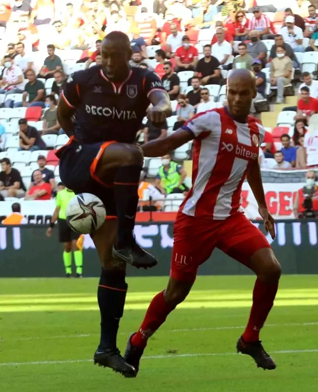 Süper Lig: FT Antalyaspor: 1 - Başakşehir: 2 (Maç sonucu)