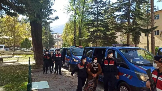 Yayla cinayetinde 5 tutuklama