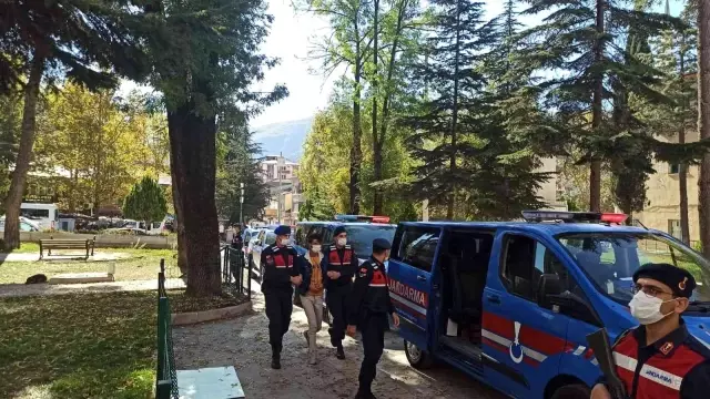 Yayla cinayetinde 5 tutuklama