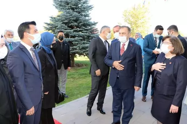 AK PARTİ'Lİ EROĞLU: PARİS İKLİM ANLAŞMASI İLE OTURUMLARA SÖZ SAHİBİ OLARAK KATILACAĞIZ