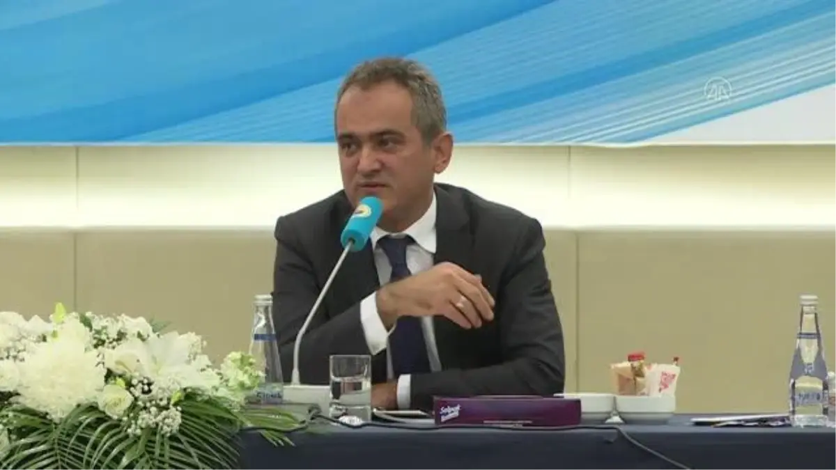 Son dakika haberi | Bakan Özer: 'Türkiye'de genç işsizliği azaltmanın en önemli enstrümanı mesleki eğitimin güçlendirilmesidir'
