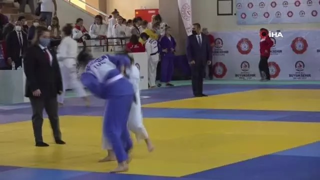 Cumhuriyet Kupası Judo Turnuvası 4 ülkeden 176 sporcuyu bir araya getirdi