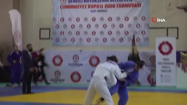 Cumhuriyet Kupası Judo Turnuvası 4 ülkeden 176 sporcuyu bir araya getirdi