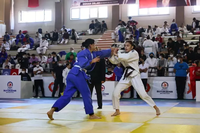 Cumhuriyet Kupası Judo Turnuvası 4 ülkeden 176 sporcuyu bir araya getirdi