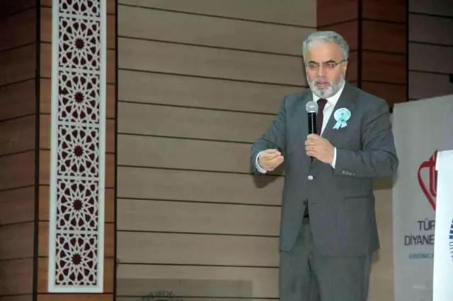 Diyanet İşleri Başkan Yardımcısı İşliyen: Peygamberin ümmeti olduğunu söyleyip de eşine şiddet uygulayan bir adam hangi vefadan bahsediyor