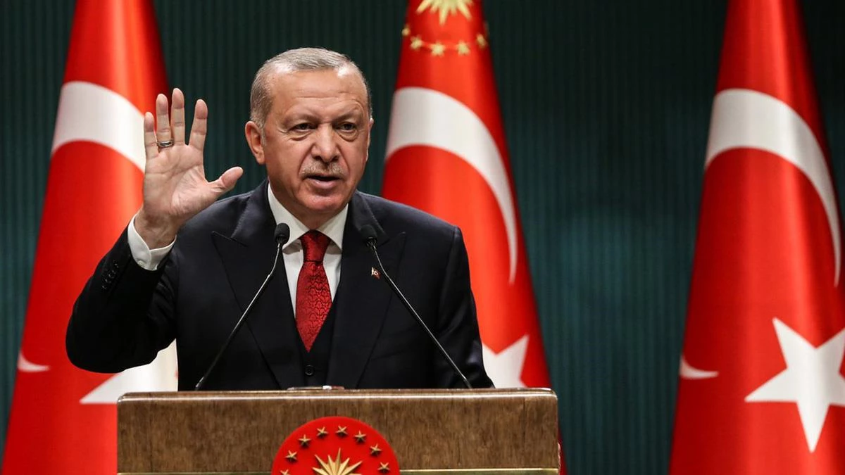 Son Dakika! Cumhurbaşkanı Erdoğan'dan büyükelçilerin geri adımıyla ilgili ilk açıklama: Yanlışlarından döndüler
