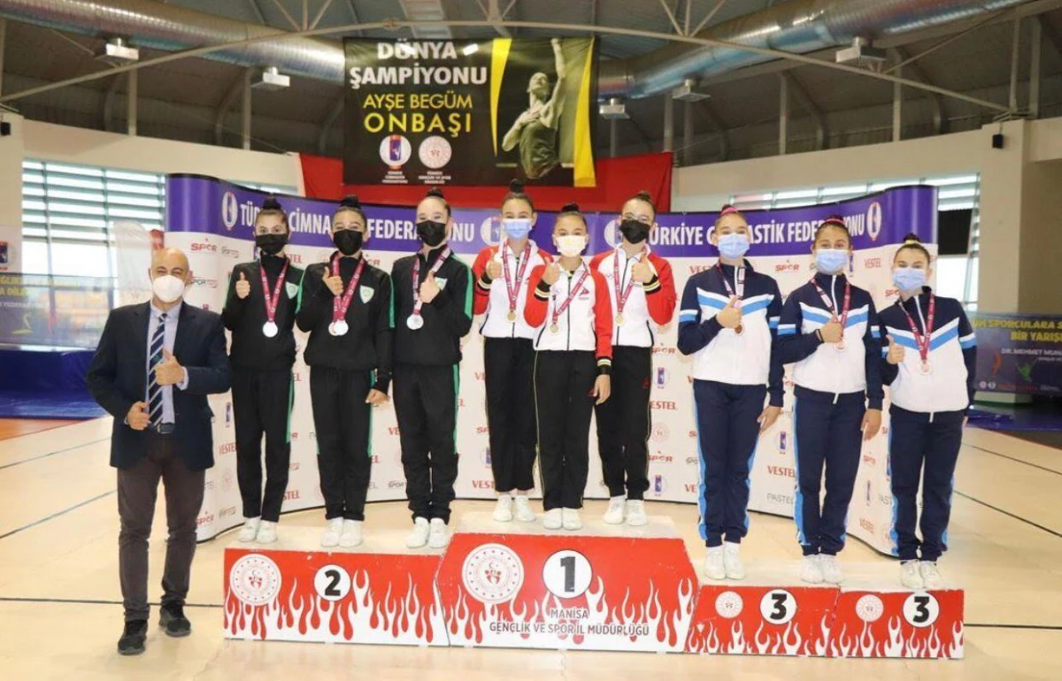 Türkiye Aerobik Cimnastik Şampiyonasına Manisa BBSK Damgası