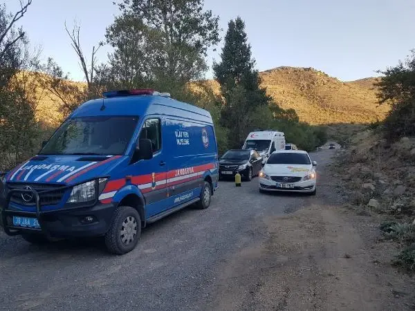 Miras kavgasında öldürülen 2 kardeş toprağa verildi