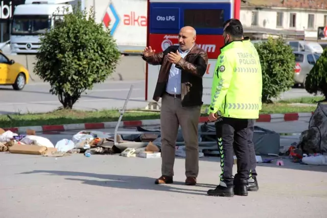 petrol istasyonuna dalan taksi hurda araci ve 4 14484978 o