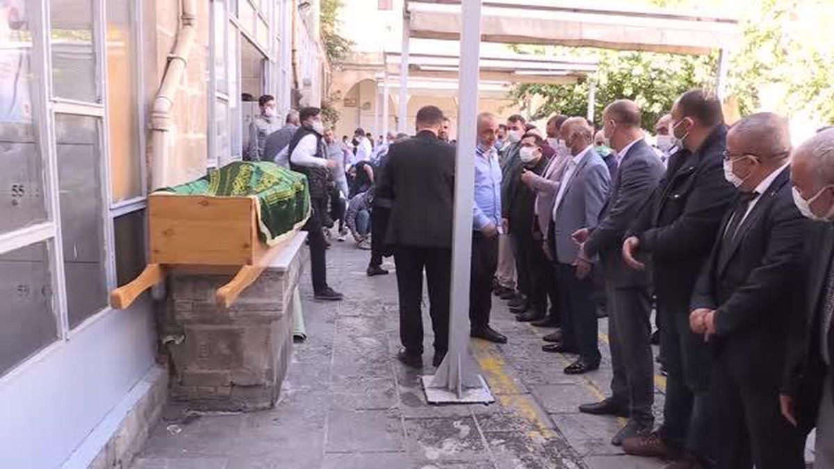 ŞANLIURFA - 15 Temmuz gazisi Mehmet Şükrü Kıntaş son yolculuğuna uğurlandı