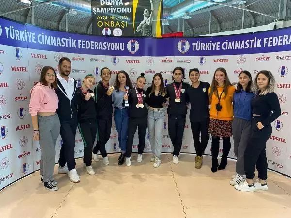 Türkiye Aerobik Cimnastik Şampiyonası'na Manisa BBSK damgası