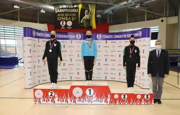 Türkiye Aerobik Cimnastik Şampiyonası'na Manisa BBSK damgası