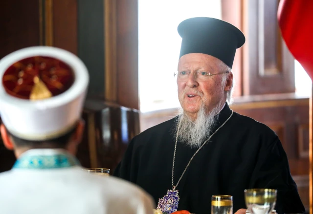 Πρωινό προς τιμήν του Έλληνα Πατριάρχη Φενέρ ​​Βαρθολομαίου από το Μερκάν, Πρέσβη της Τουρκίας στην Ουάσινγκτον