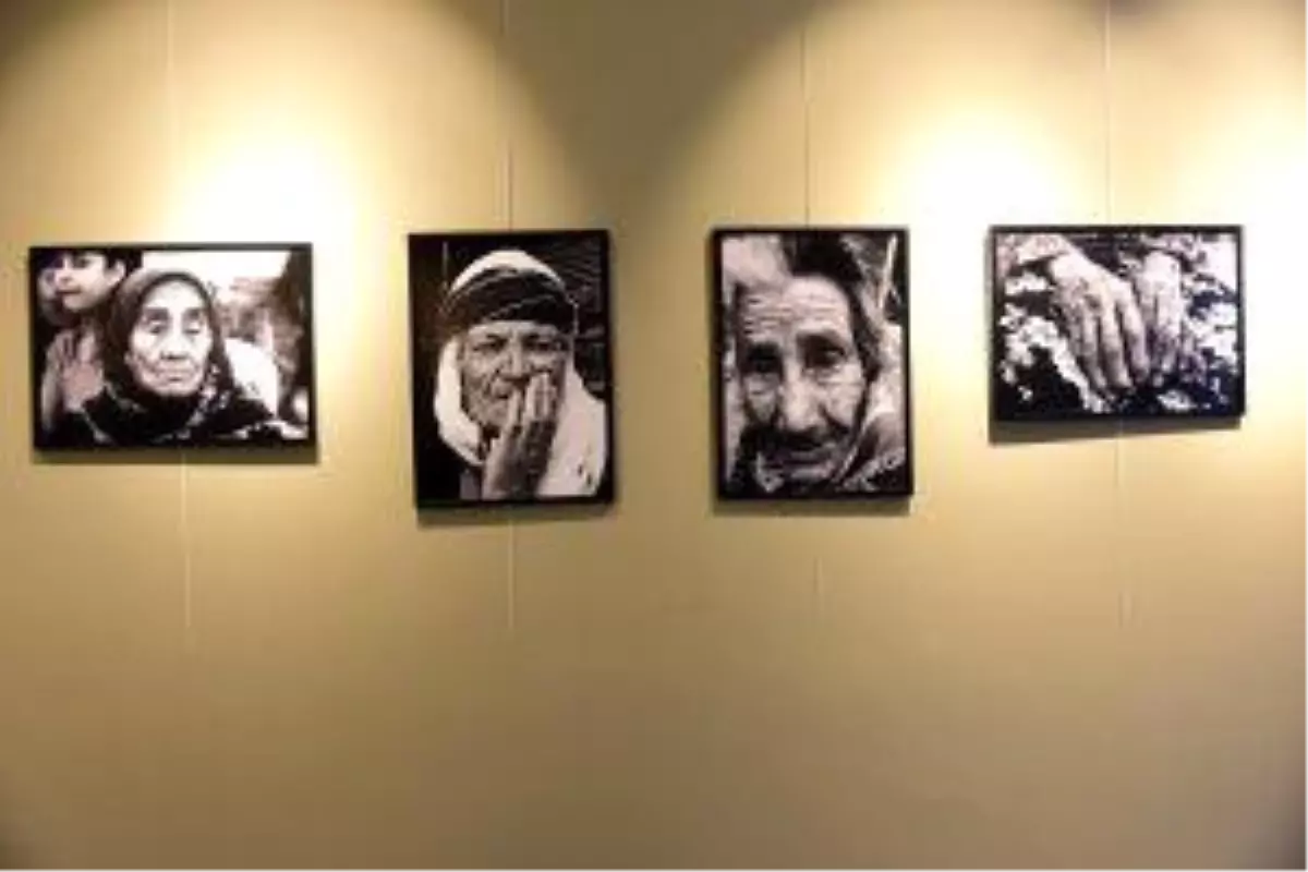 'Yüz Çizgileri' İsimli Fotoğraf Sergisi Açıldı