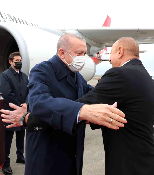 Cumhurbaşkanı Erdoğan ve Aliyev, Füzuli Memleketler arası Havalimanı'nın açılışını yaptıErdoğan, Füzuli Milletlerarası Havalimanı'na inen birinci başkan oldu