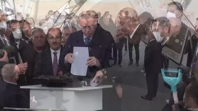 Cumhurbaşkanı Erdoğan ve Azerbaycan Cumhurbaşkanı Aliyev, AA'nın Karabağ Zaferi sergisini gezdi
