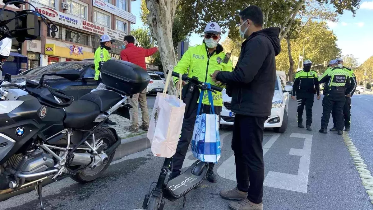 Fatih'te kurallara uymayan elektrikli scooter sürücülerine ceza yağdı