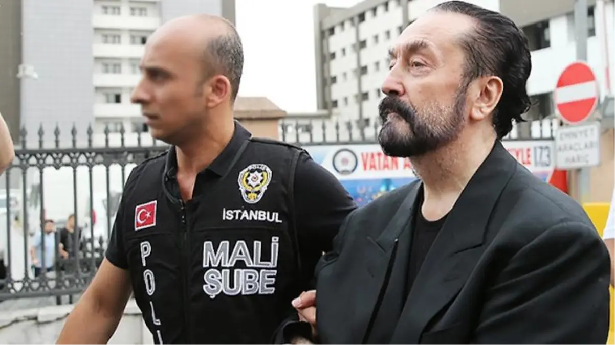 1075 yıl hapis cezası alan Adnan Oktar hapishanede imaj değiştirdi! İşte yeni görüntüsü