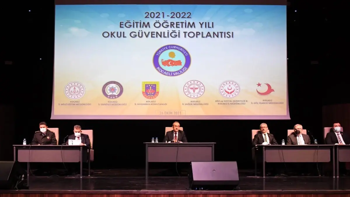 Okulların Sorunları Masaya Yatırıldı, İstişareler Yapıldı